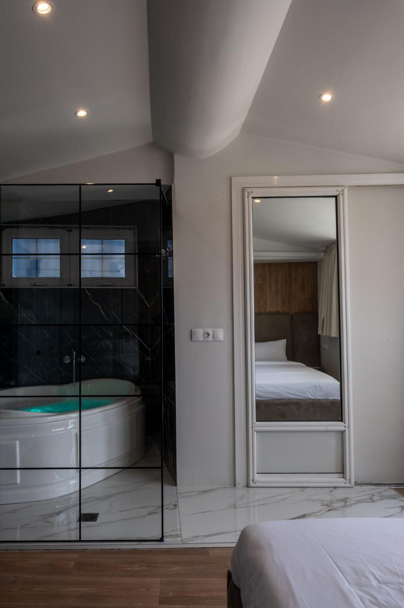 Noho Acropolis Suites X Elise , Olivia Aten Exteriör bild